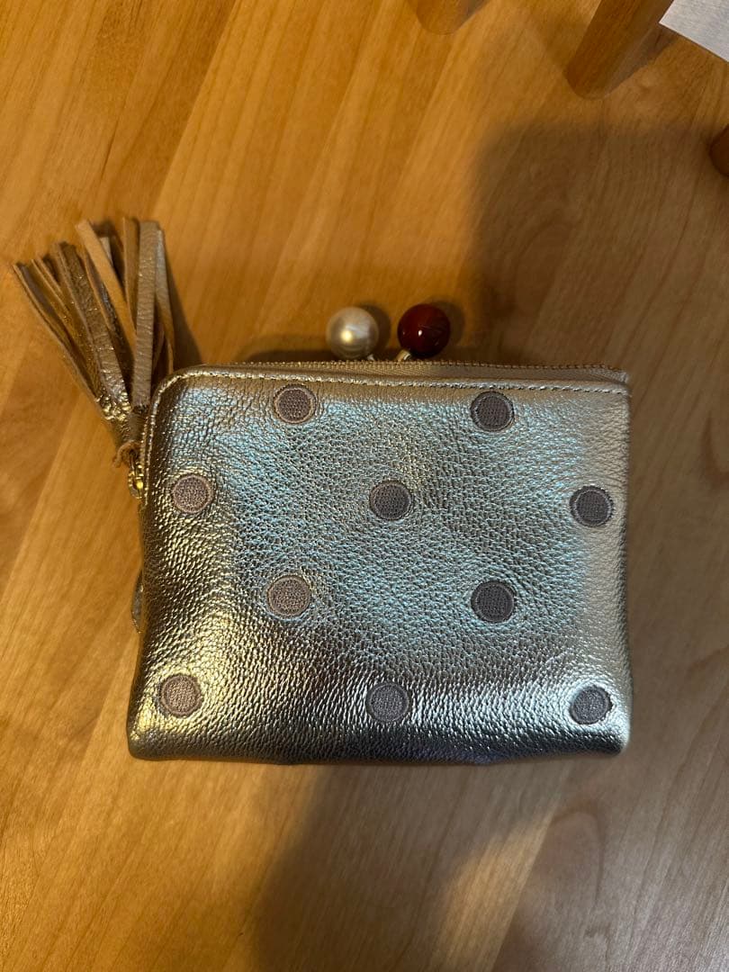 perche(ペルケ) がま口 アクリル玉 がま口 二つ折りウォレット