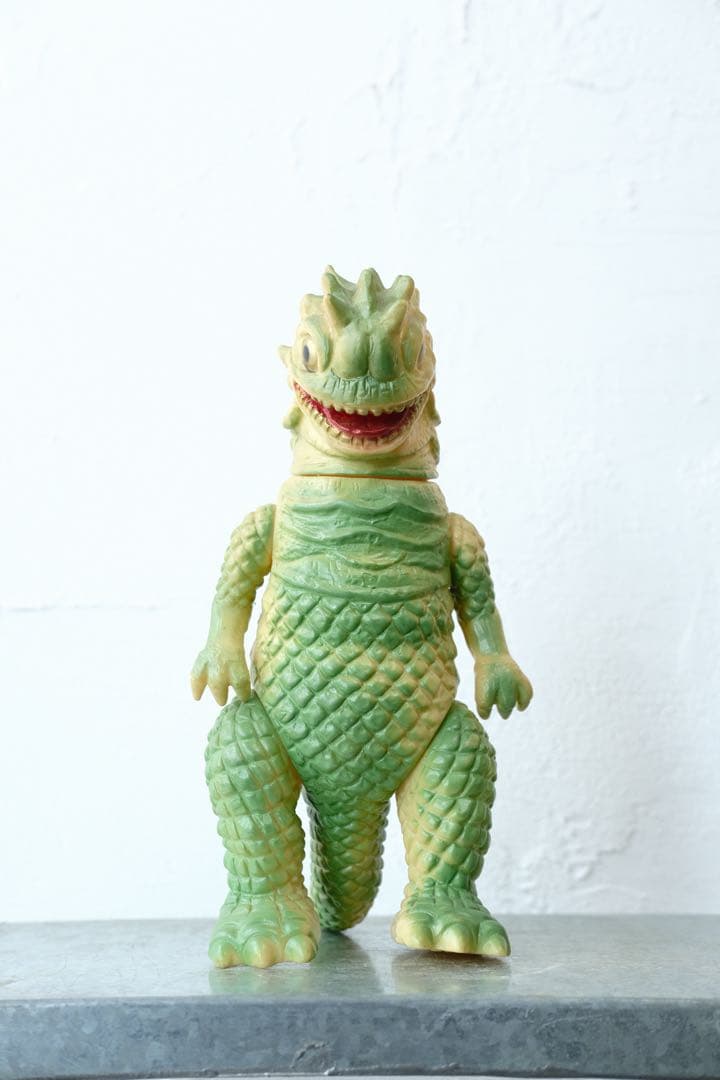 ウルトラマン ベムラー 怪獣 ソフビ