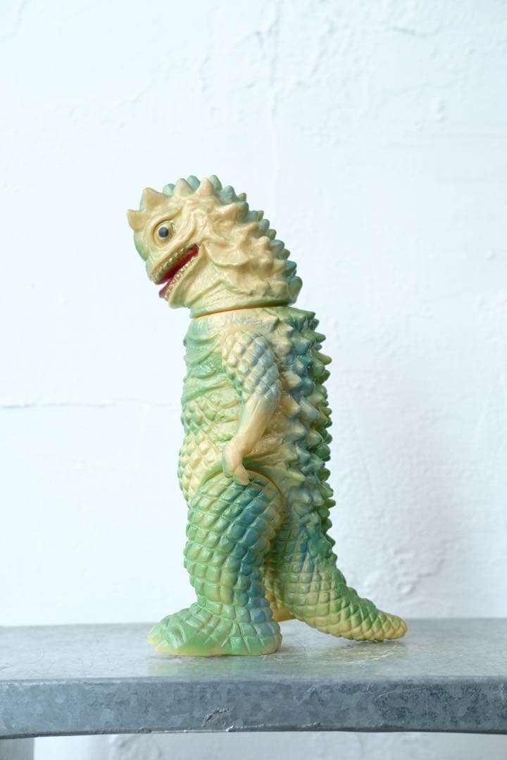 ウルトラマン ベムラー 怪獣 ソフビ