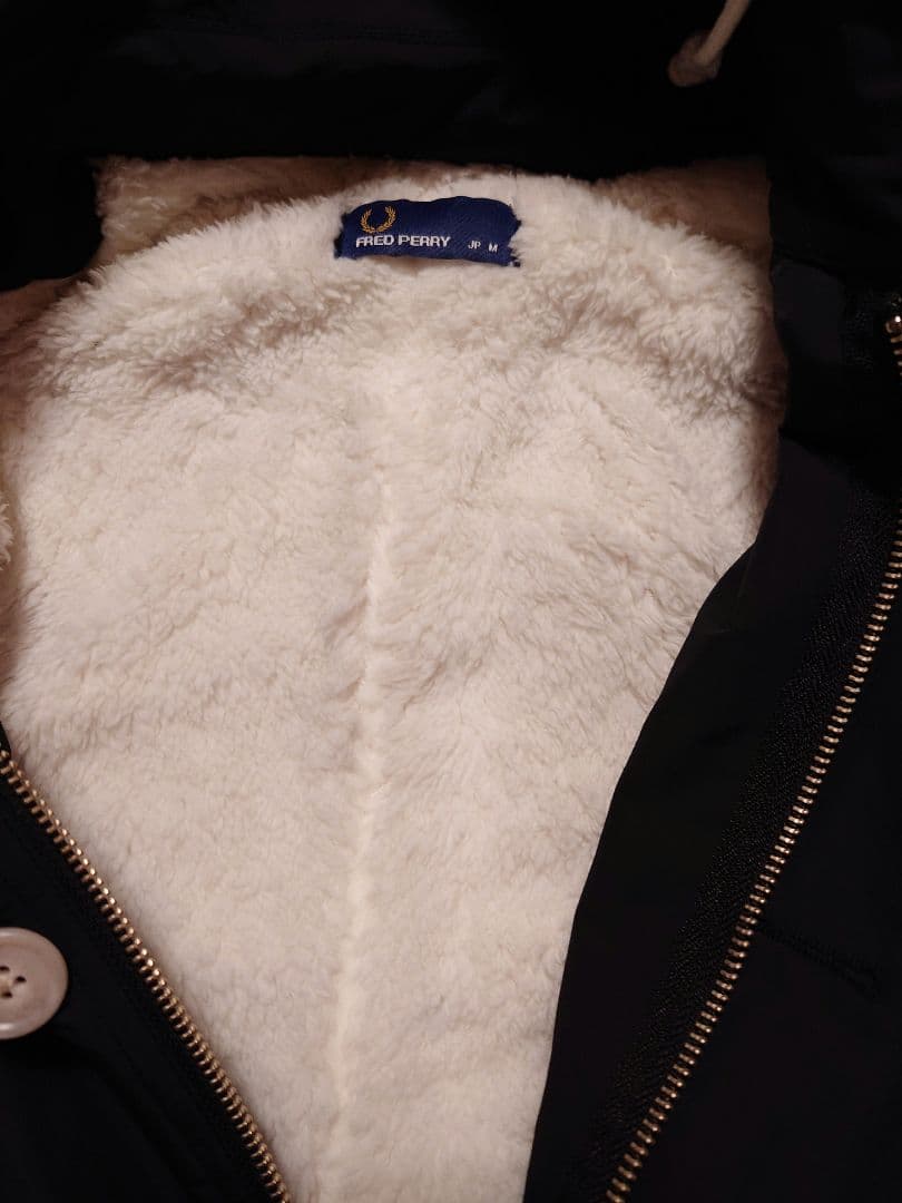 ゆ*ト様 【FRED PERRY】 ブラックボアハーフコート Mサイズ