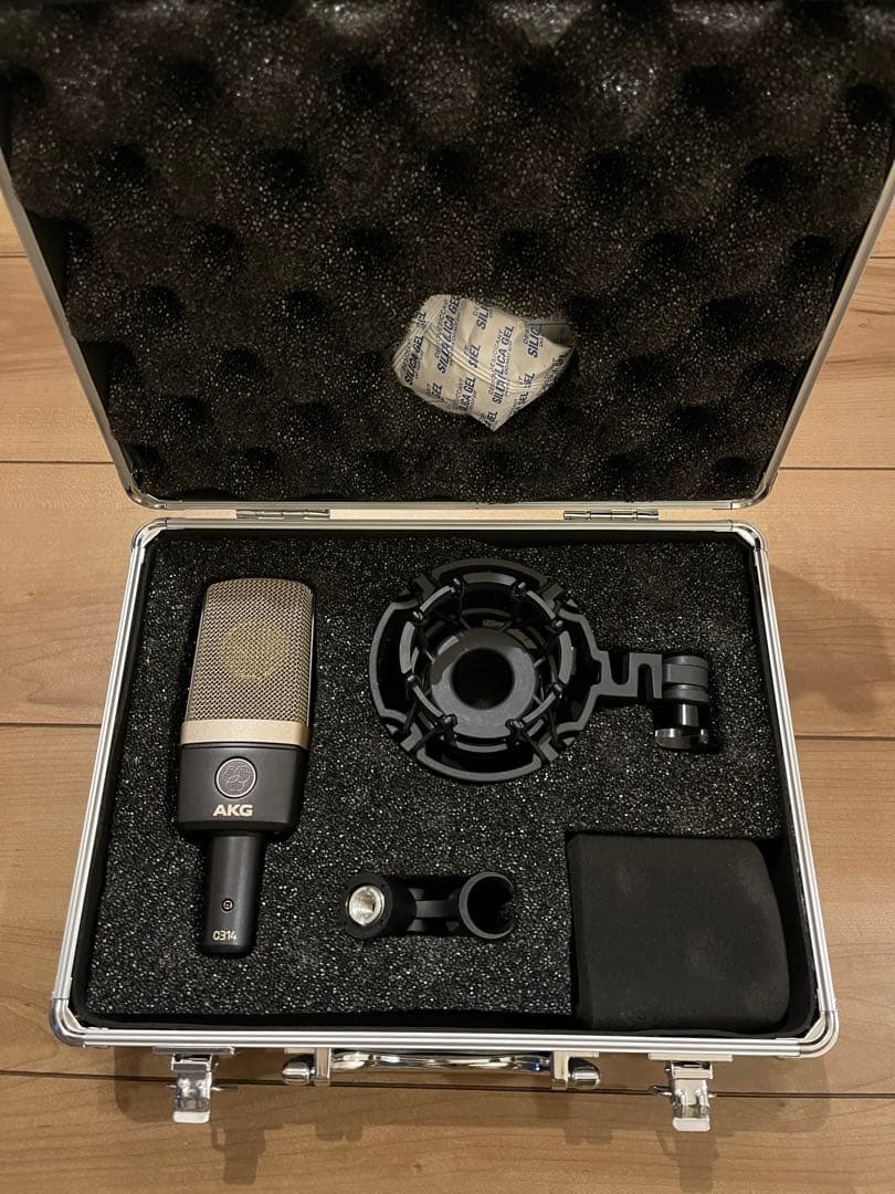 AKG（アーカーゲー）C314