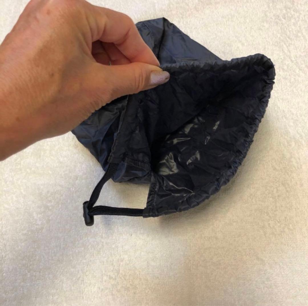 UNIQLOユニクロウルトラライトダウンジャケットサイズ収納袋