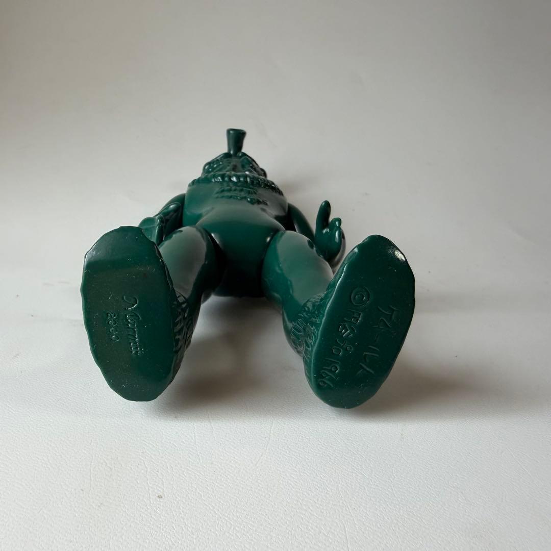 マーミット　ケムール人　未塗装　緑　ソフビ　フィギュア