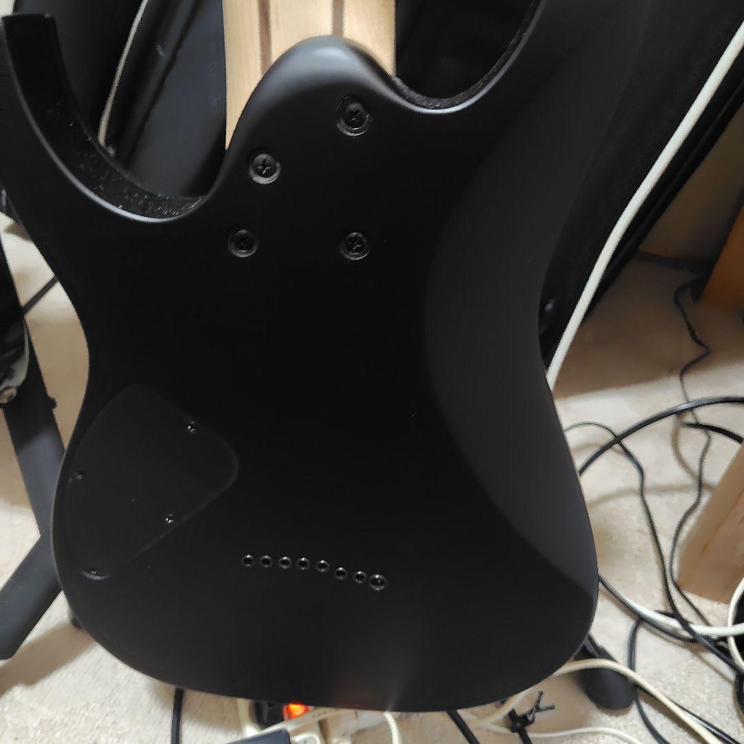Ibanez8弦 エレキギター ブラック 24フレット
