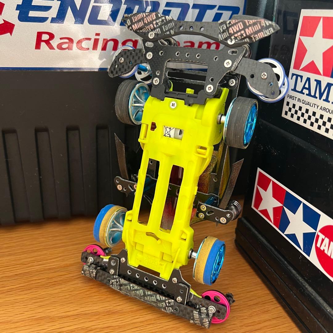 ■激レア　ミニ四駆　完成品　加工　アバンテ　仮面ライダーダブル　ルナ・トリガー風