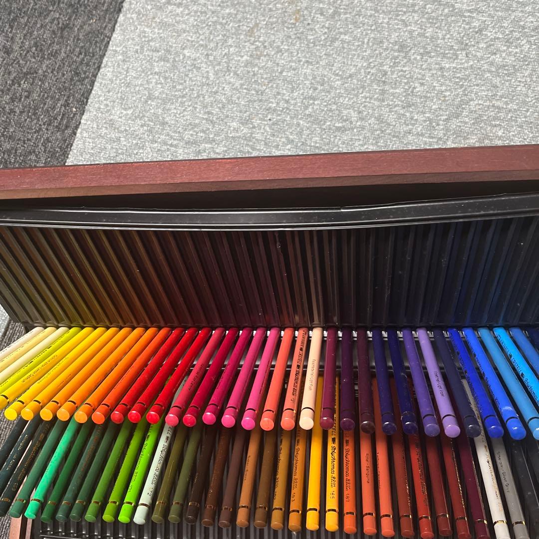 ファーバーカステル　ポリクロモス　80色木箱入り