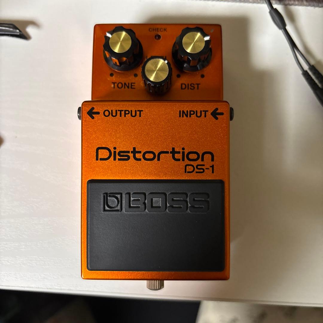 BOSS DS-1 ディストーション 50周年記念モデル
