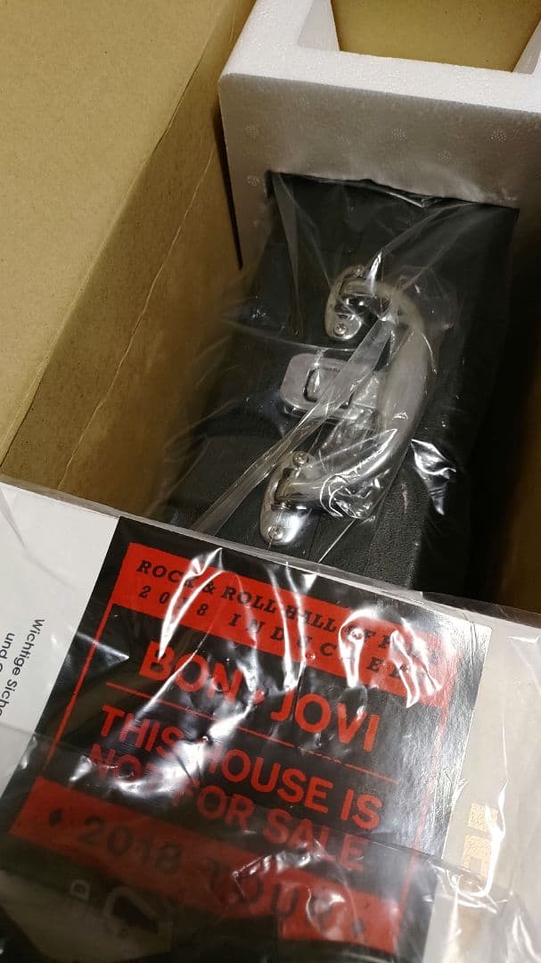 BON JOVI　特製ポータブル・レコードプレーヤー