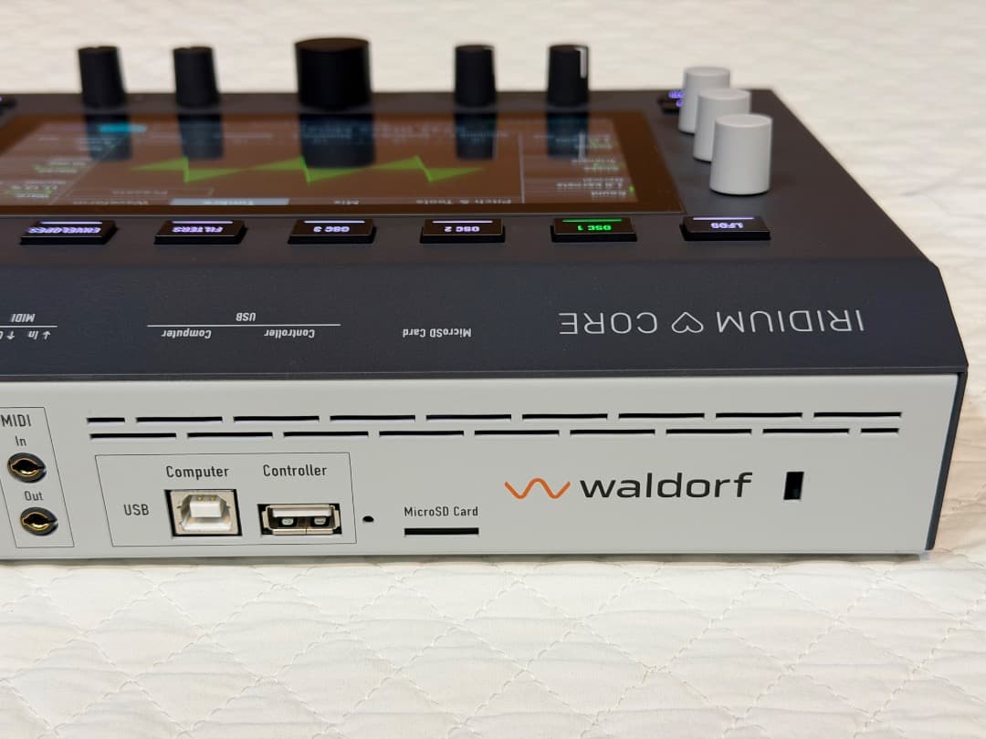 waldorf / IRIDIUM CORE / デスクトップ・シンセサイザー