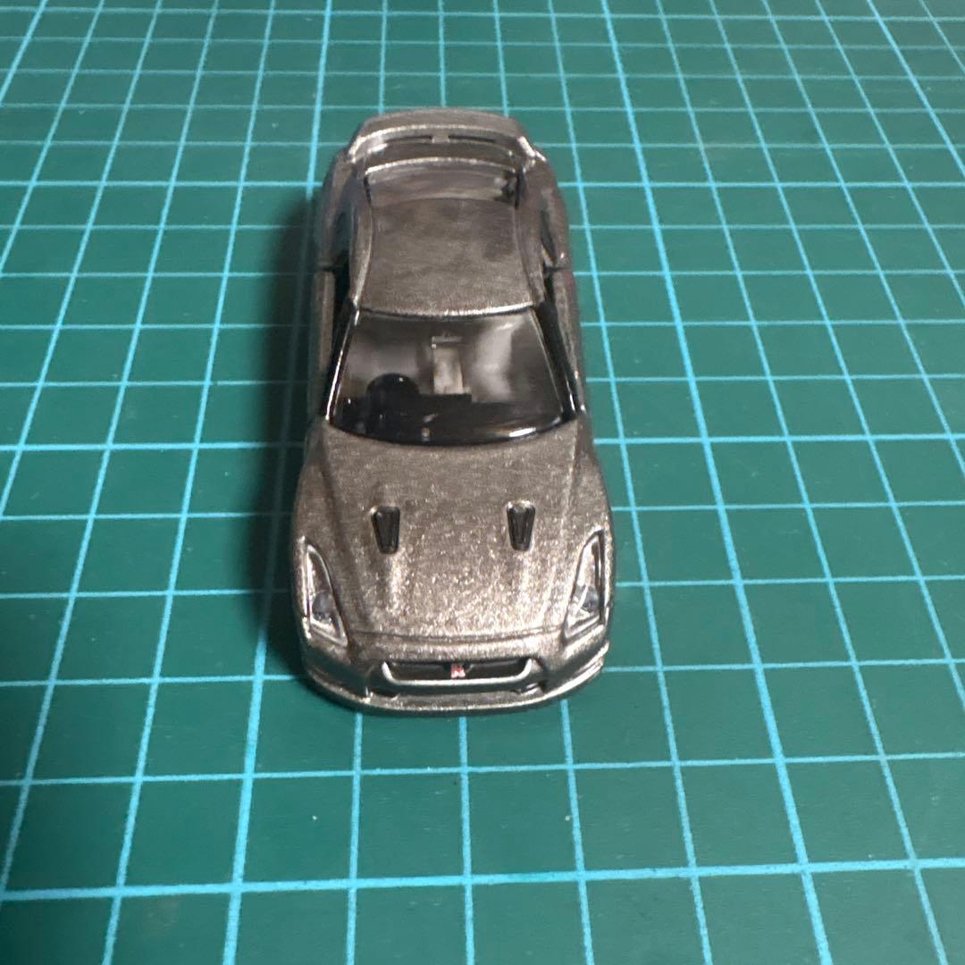 タカラトミー GT-R (R35) 40周年記念モデル