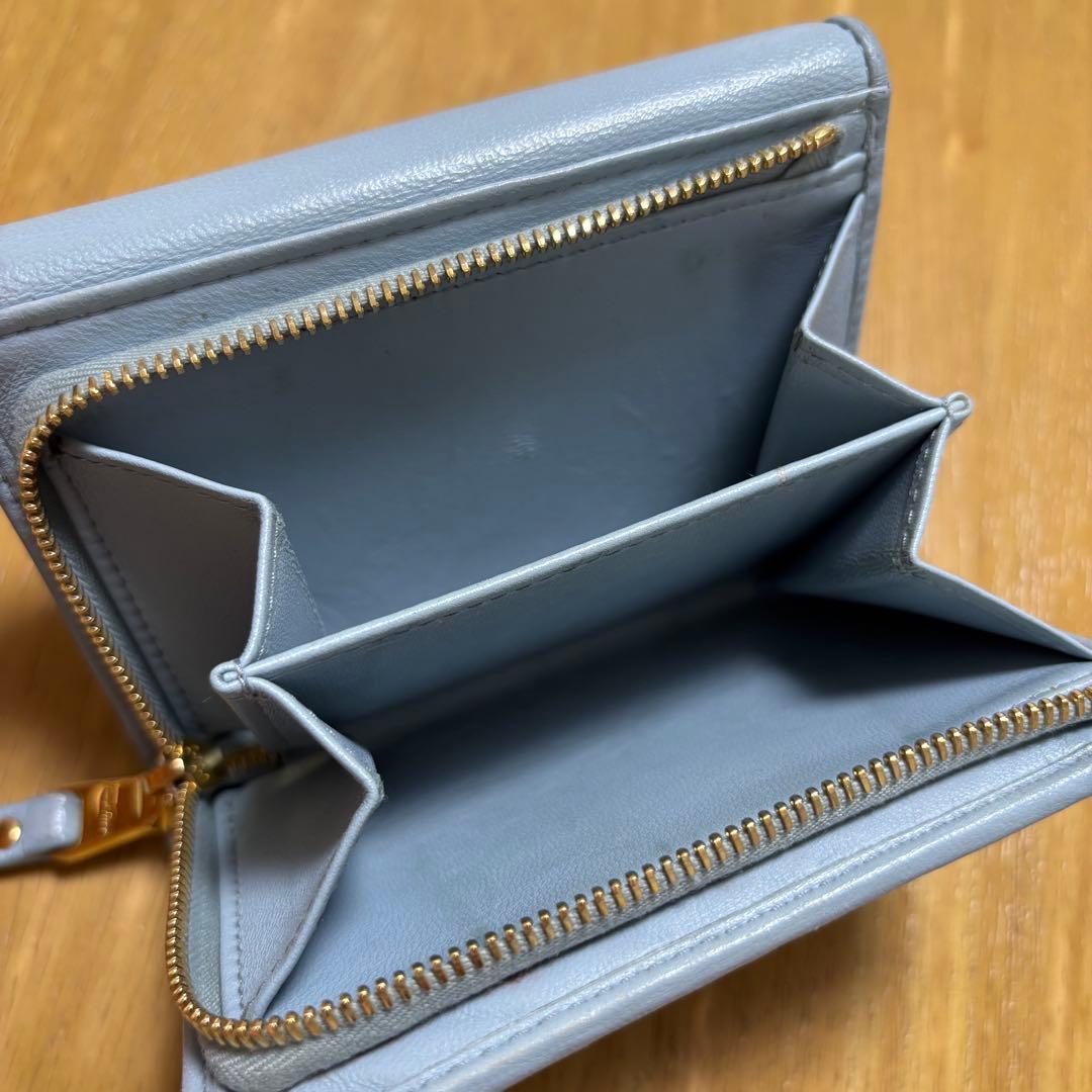 MIU MIU マテラッセ 折り財布 水色【極美品】