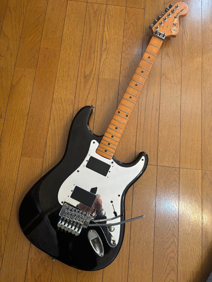 YAMAHAST500のネックに フェルナンデスなボディのカスタムストラトタイプ