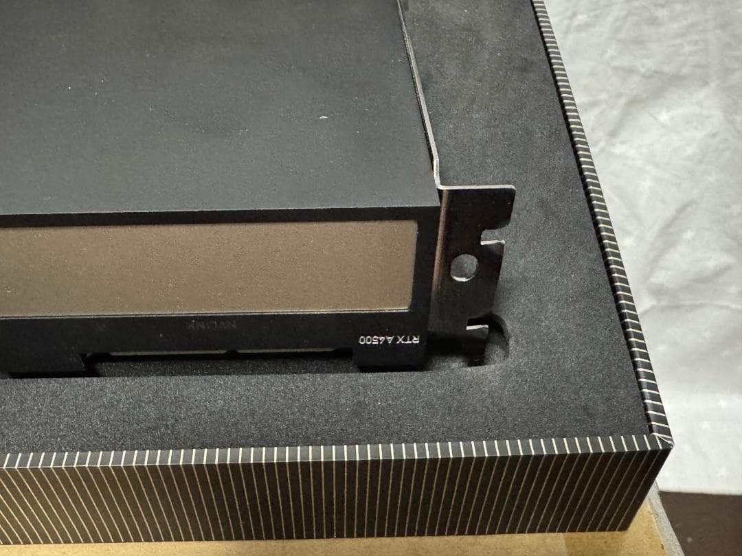 m*5様 [美品 動作品] NVIDIA RTX A4500 全揃い リテール版