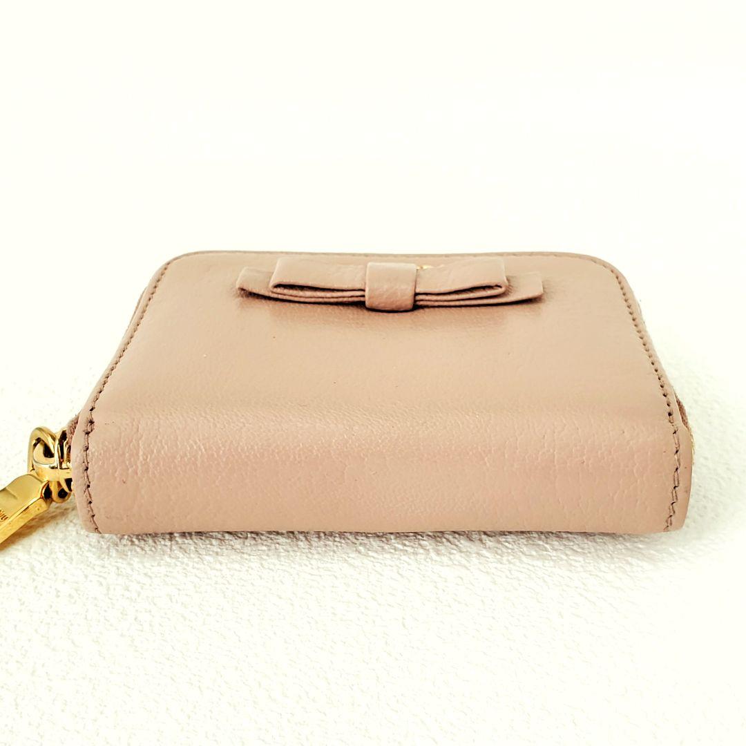 miu miu　ケース　カードケース　ラウンドファスナー　マドラス　ピンク