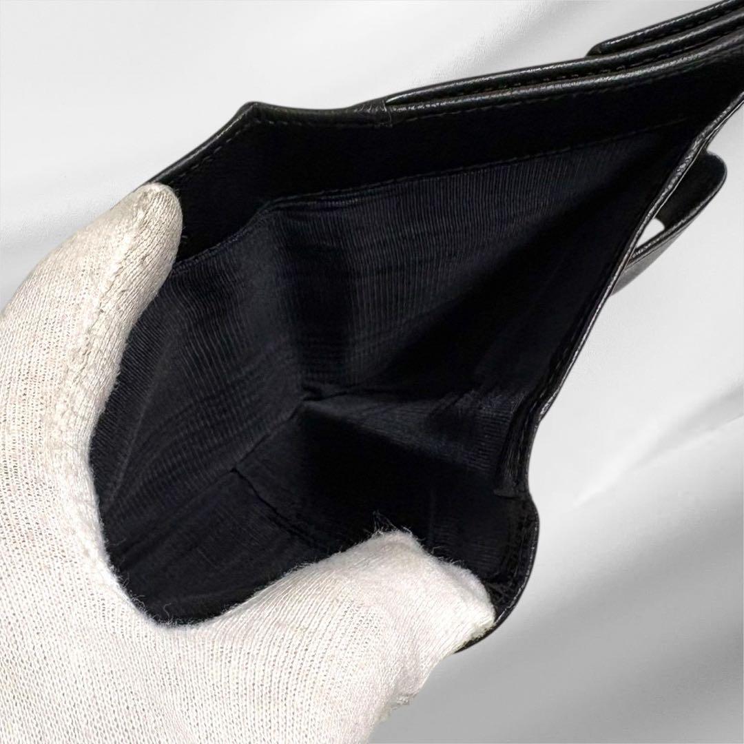 美品✨ PRADA プラダ 三つ折り財布 サフィアーノ ブラック 三角ロゴ