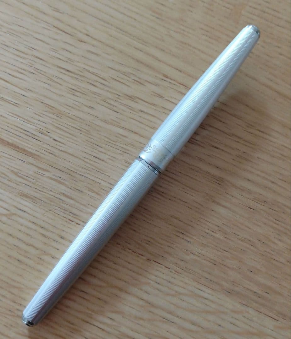 プラチナ万年筆　18K W.G　万年筆　細字　シルバー✕グリーン軸　廃盤　レトロ