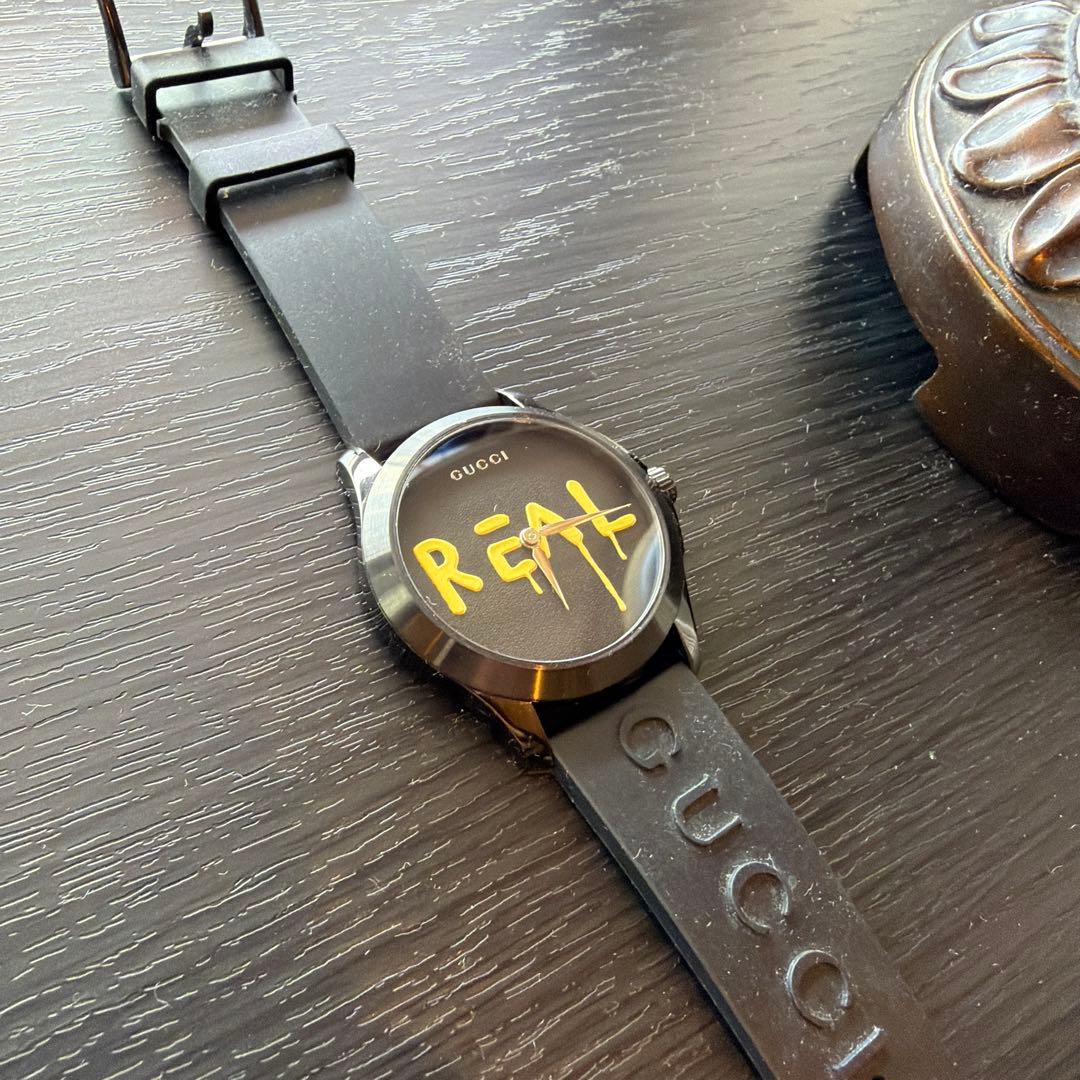 GUCCI ゴースト　REAL. リアルブラック ラバーバンド 腕時計　中古