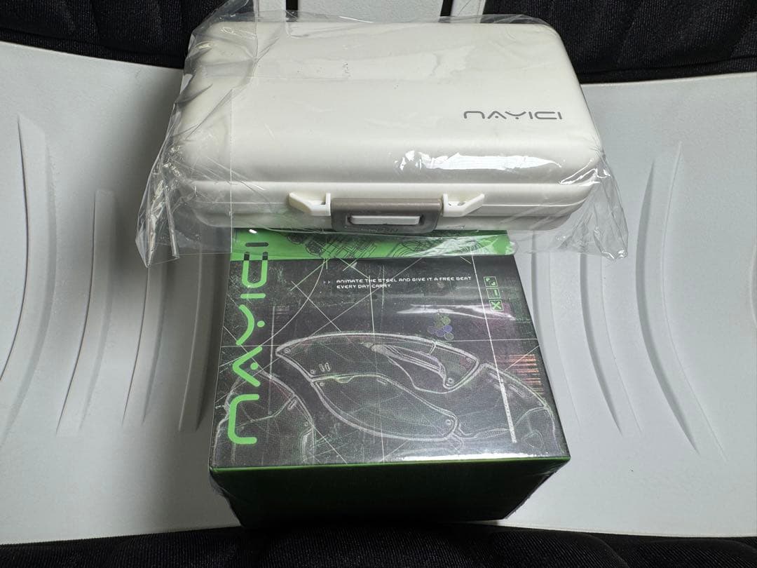 Muyi NAYICI DEMOMANフィジェットトイEDC チタン製