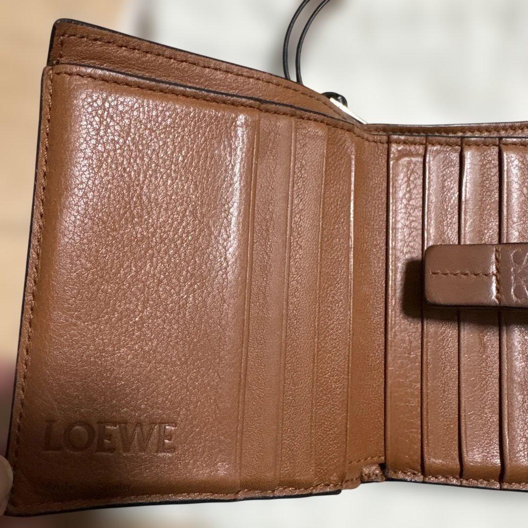 LOEWE 折り財布