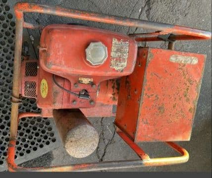 新ダイワ ポータブル発電機 EW-32C