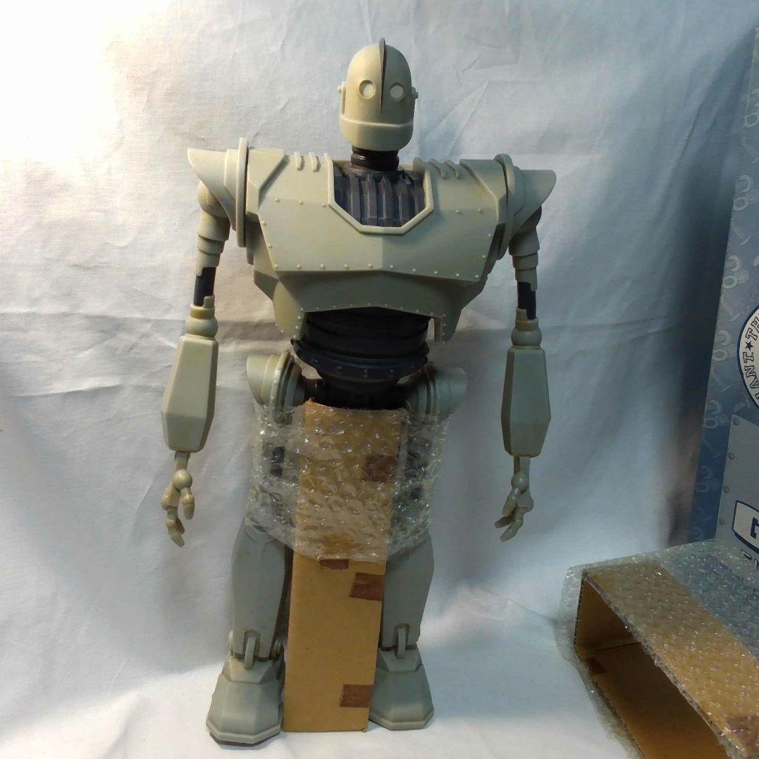 2000 アイアンジャイアント 1/35 完成モデルトイズワークス　ソフビ