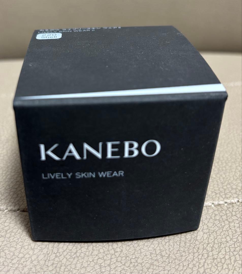 KANEBO LIVELY SKIN WEAR II 220 美品