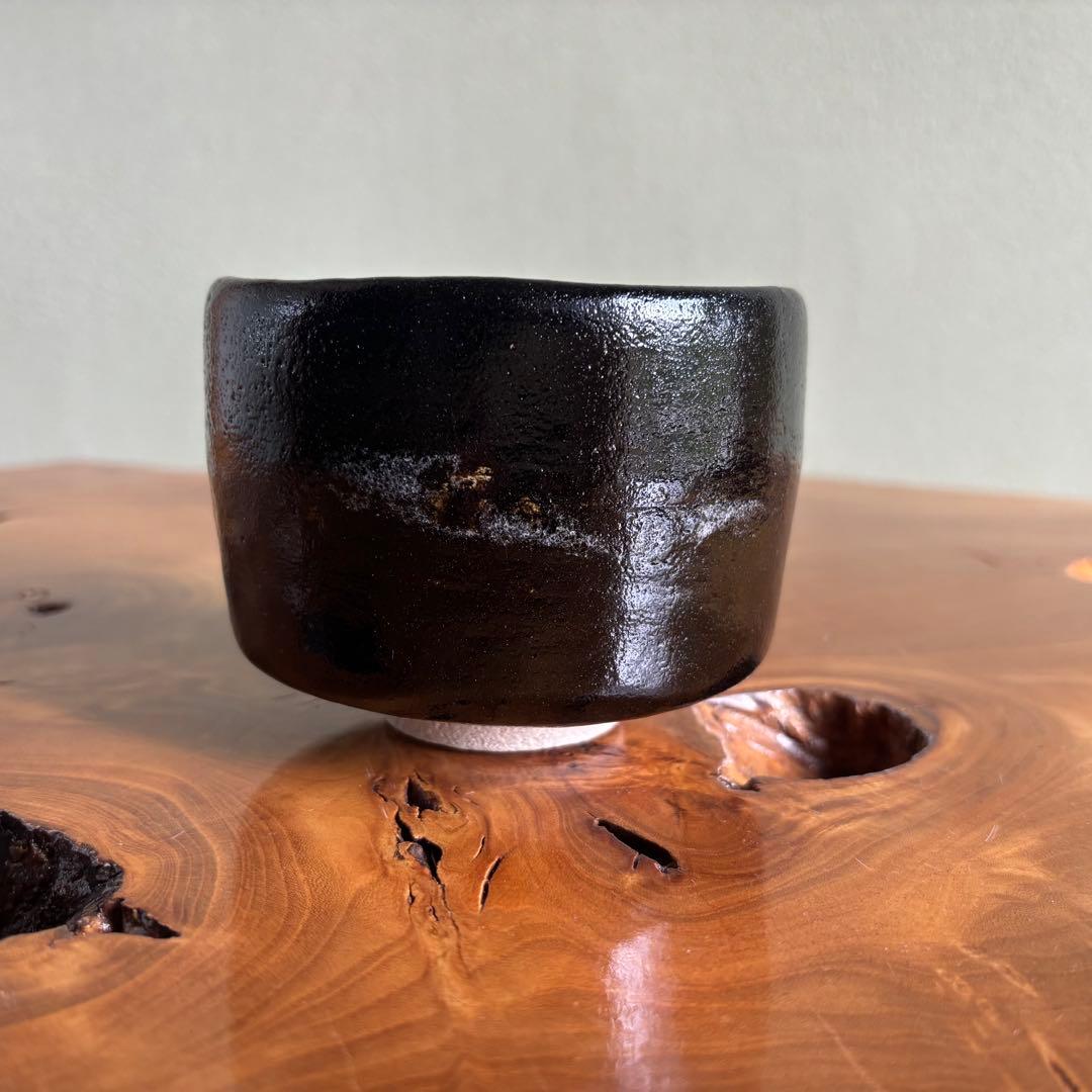 楽入窯 吉村楽入 蛇喝釉 黒楽茶碗 楽焼 抹茶碗 茶道具 共箱(141Cb)