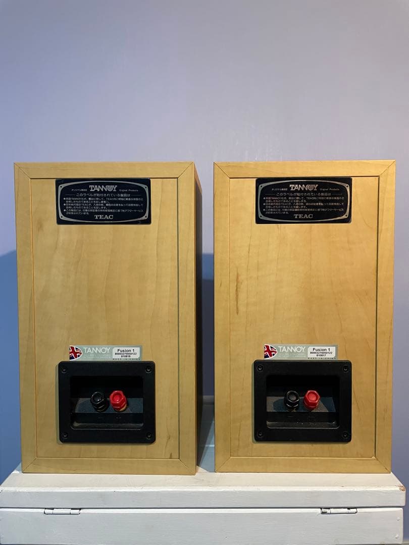 イギリス　TANNOY Fusion 1 ブックシェルフスピーカー シリアル連番