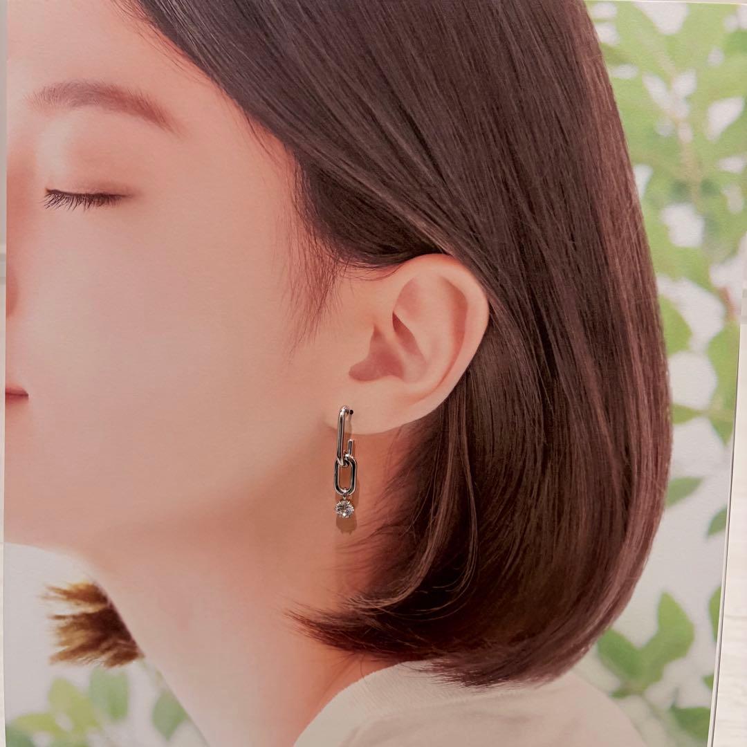 新品！ SWAROVSKI 現行 ピアス スワロフスキー