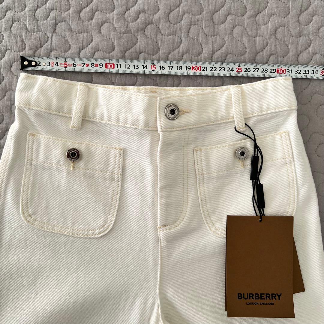 【新品タグ付き】BURBERRY バーバリー 140cm ロゴ 白デニムパンツ