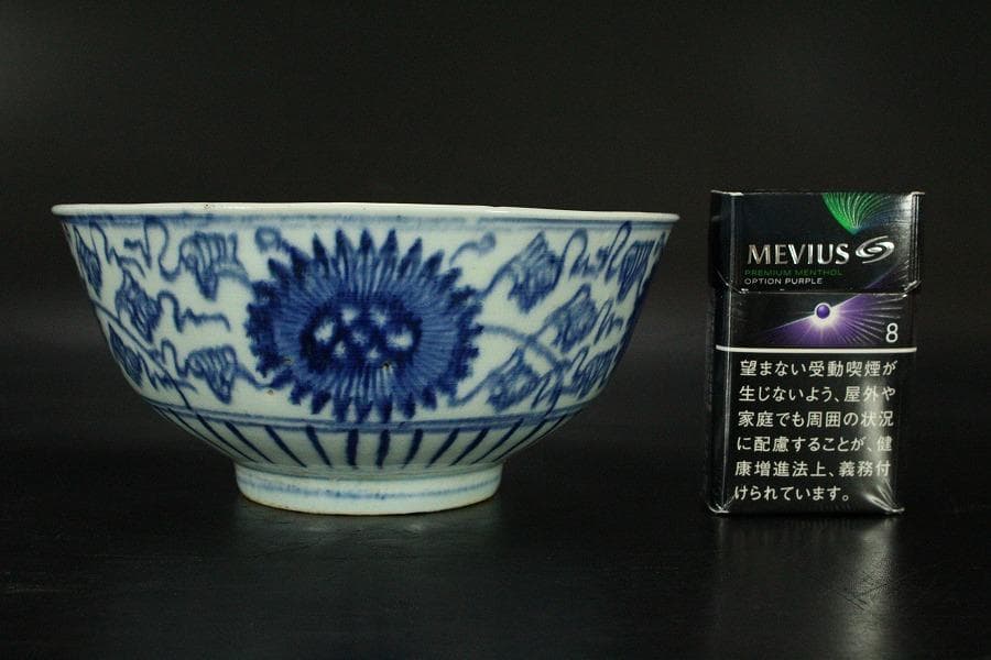 中国美術 青花 染付 纏枝蓮花紋 碗 φ18cm N809