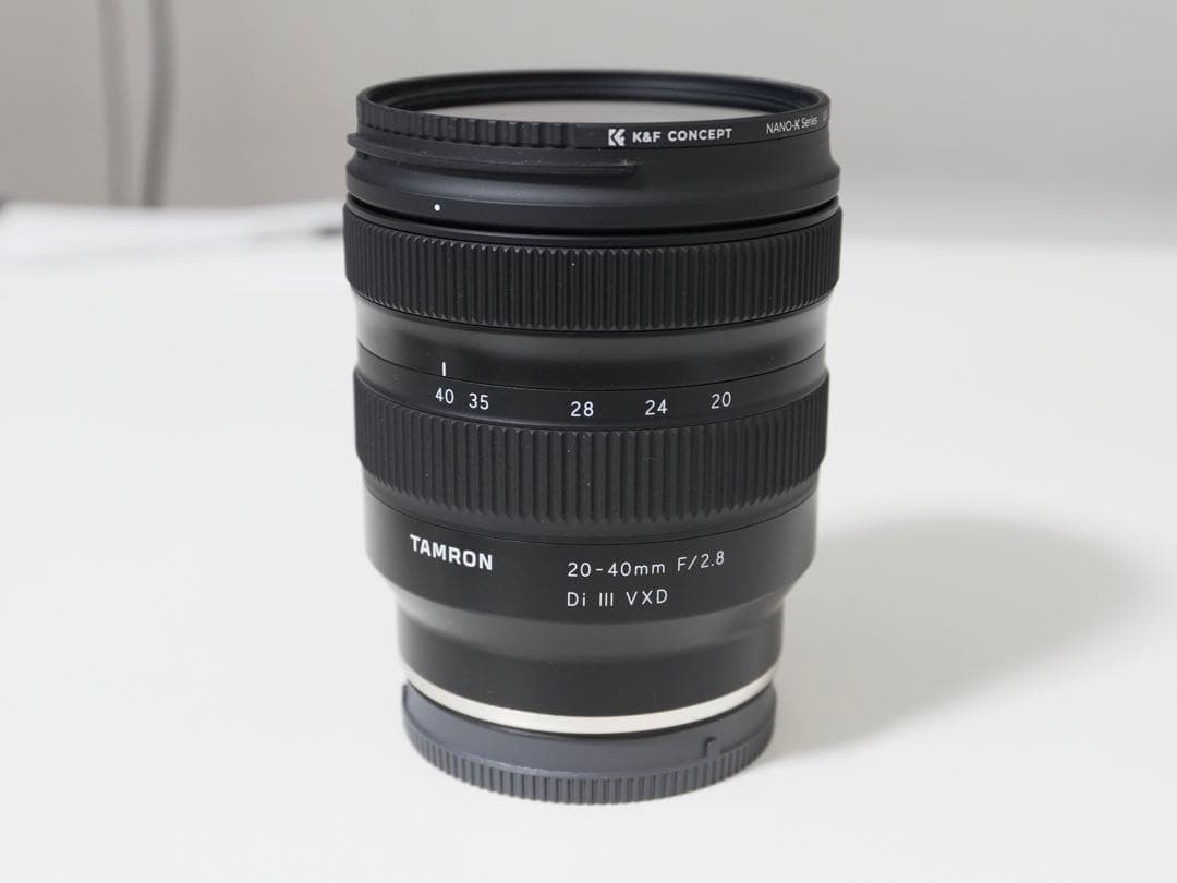 Tamron 20-40mm f/2.8 A062 極美品 (プロテクタ付き)