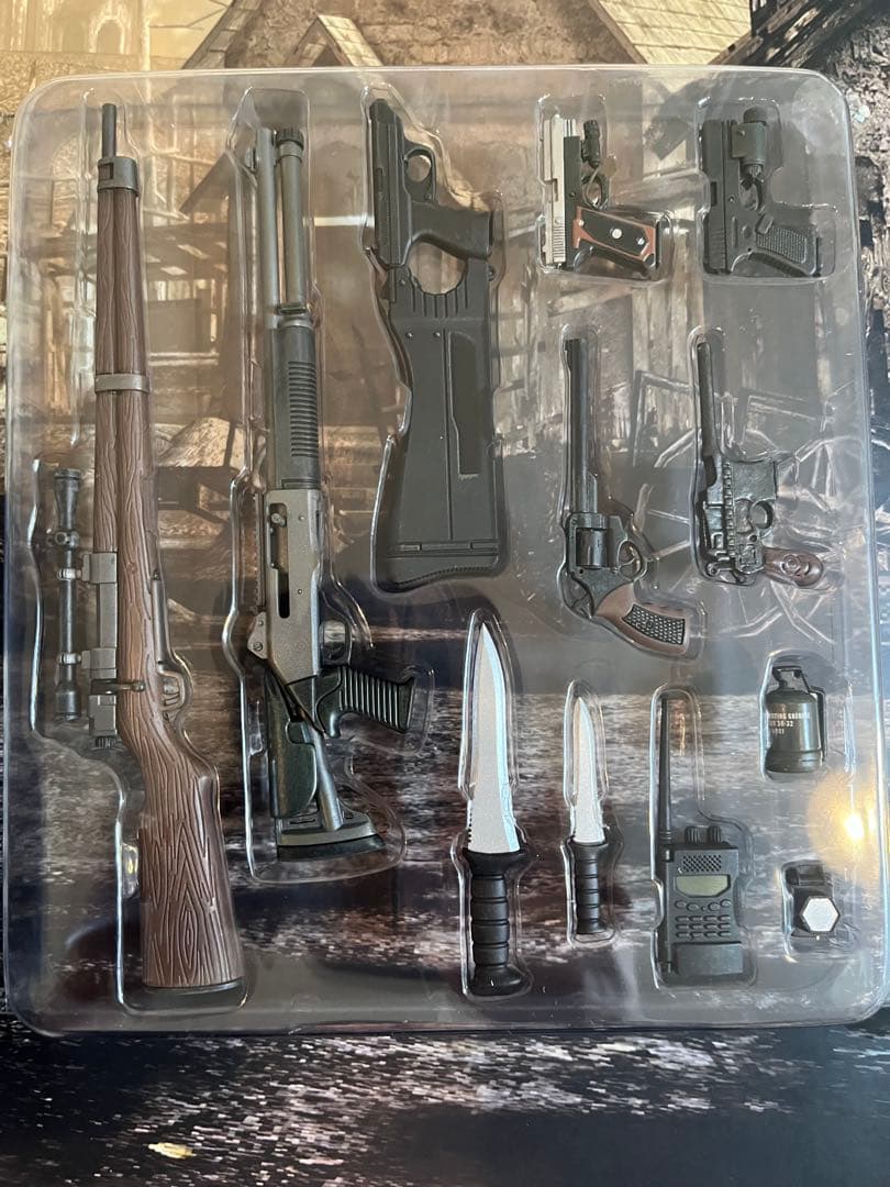 未開封　バイオハザード4 フィギュア　レオン　RPD Ver クラウザー　変身版