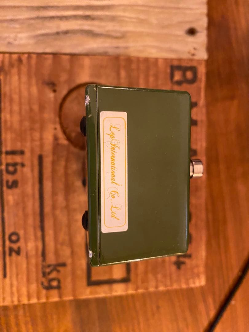 ギター Wren and Cuff TallFont Russian BIG MUFF