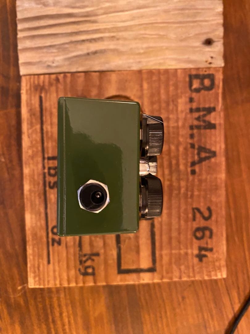 ギター Wren and Cuff TallFont Russian BIG MUFF