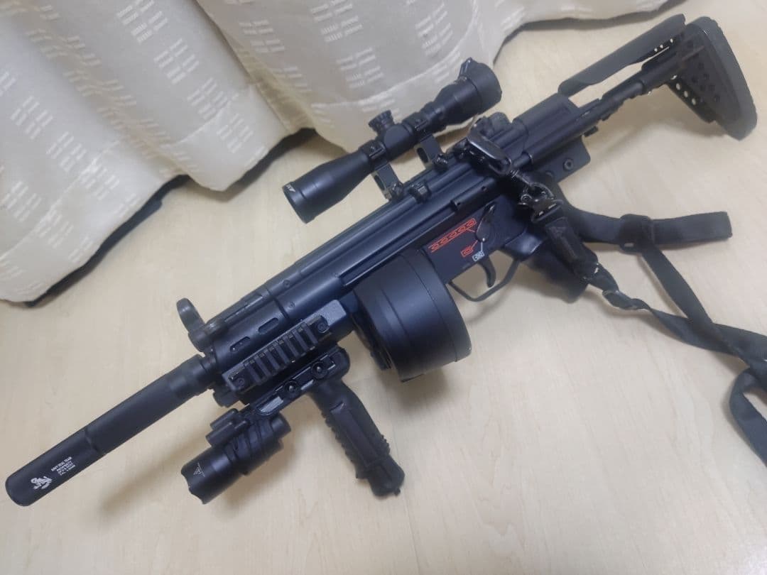 東京マルイ　電動ガン　【G3 SAS HC】カスタム＋バッテリーセット