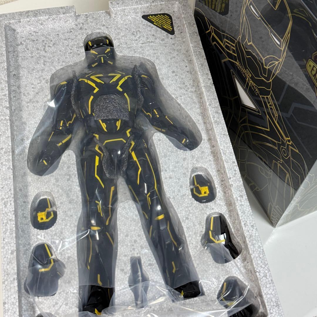 ホットトイズ アイアンマン マーク6 ネオンテックイエロー トイサピ限定 新品