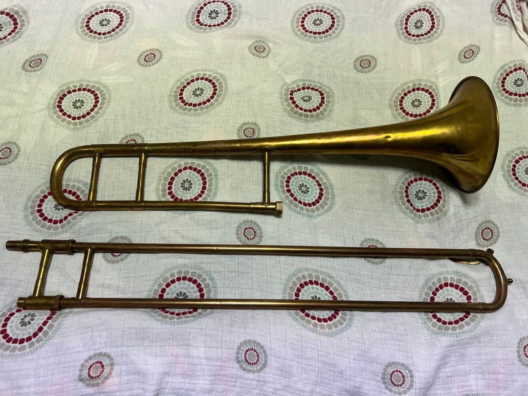 【音出し確認済み！】テナートロンボーン 金管楽器　ケース付き