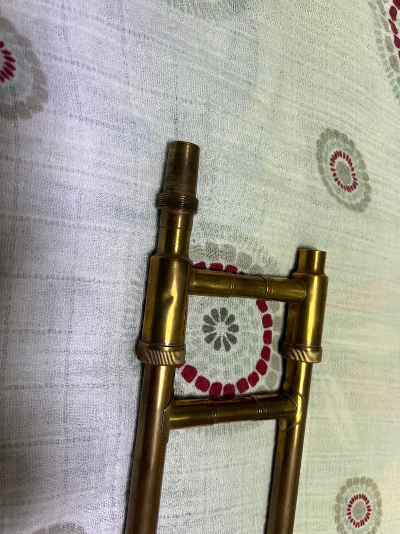 【音出し確認済み！】テナートロンボーン 金管楽器　ケース付き