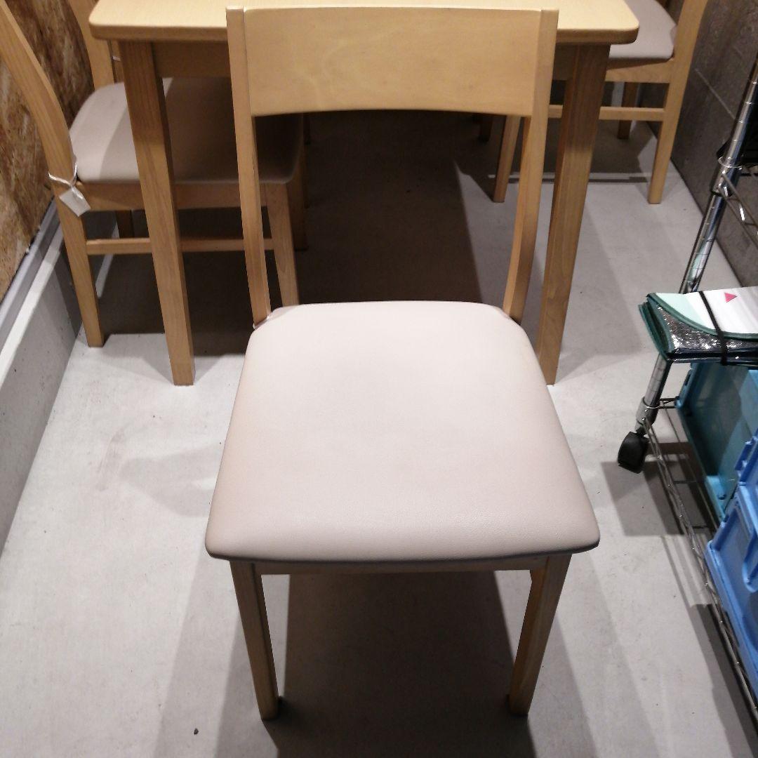 p*n様 ❤ナチュラル❤淡い木目調ダイニングテーブルセット　ブランド照明付き❤地