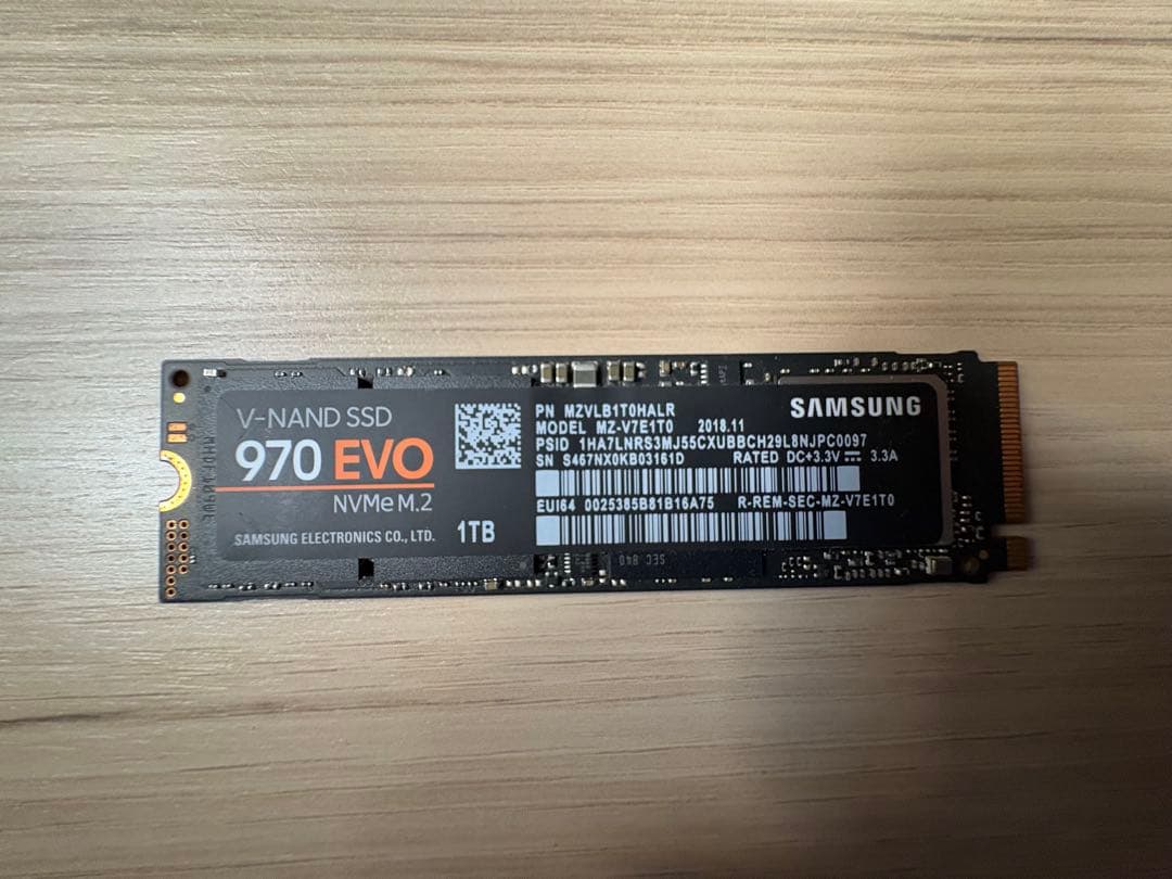 内蔵型SSD Samsung 970 EVO 1TB NVMe M.2 SSD