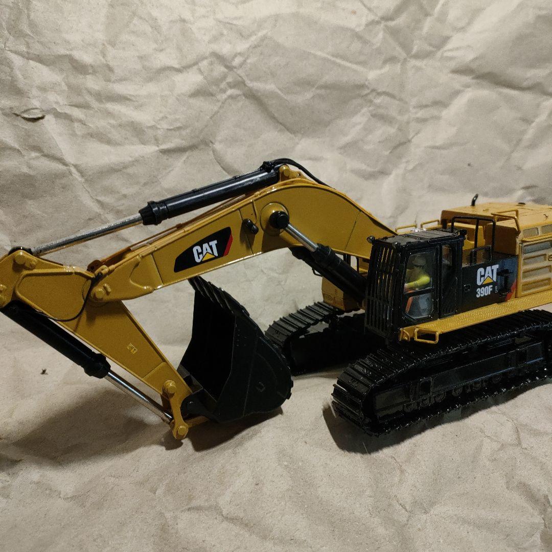 キャタピラー390FL ダイキャストマスター　1:50　コマツ　日立建機