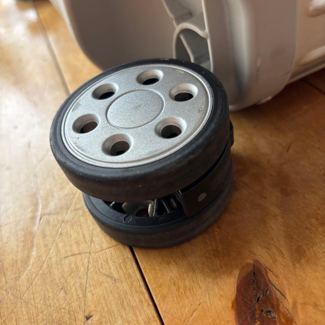 【YAMA】RIMOWA スーツケース67L E-TAG アルミニウム