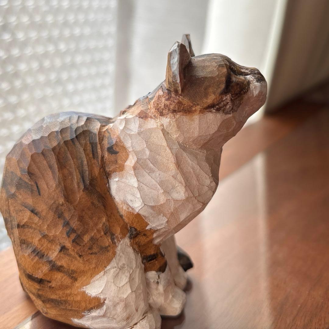 ちょん　バンナイリョウジ　木彫り猫　タシク板