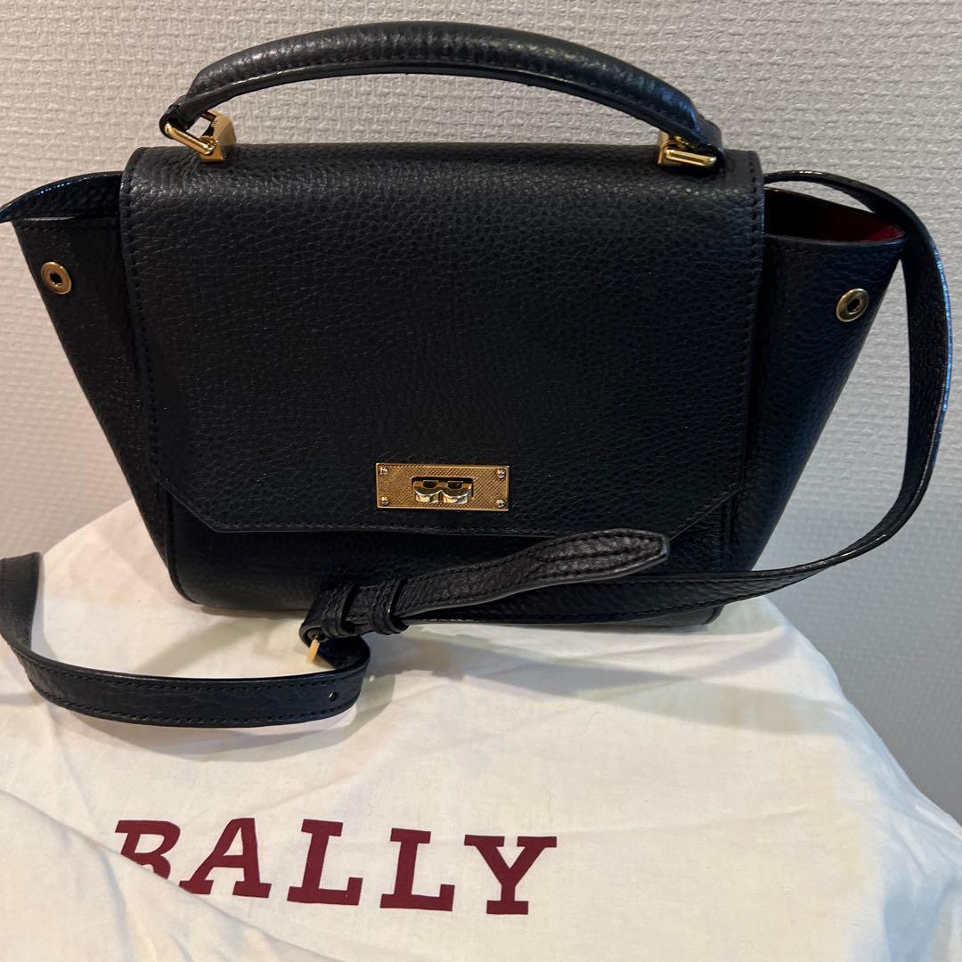 BALLY 黒 レザー ショルダーバッグ