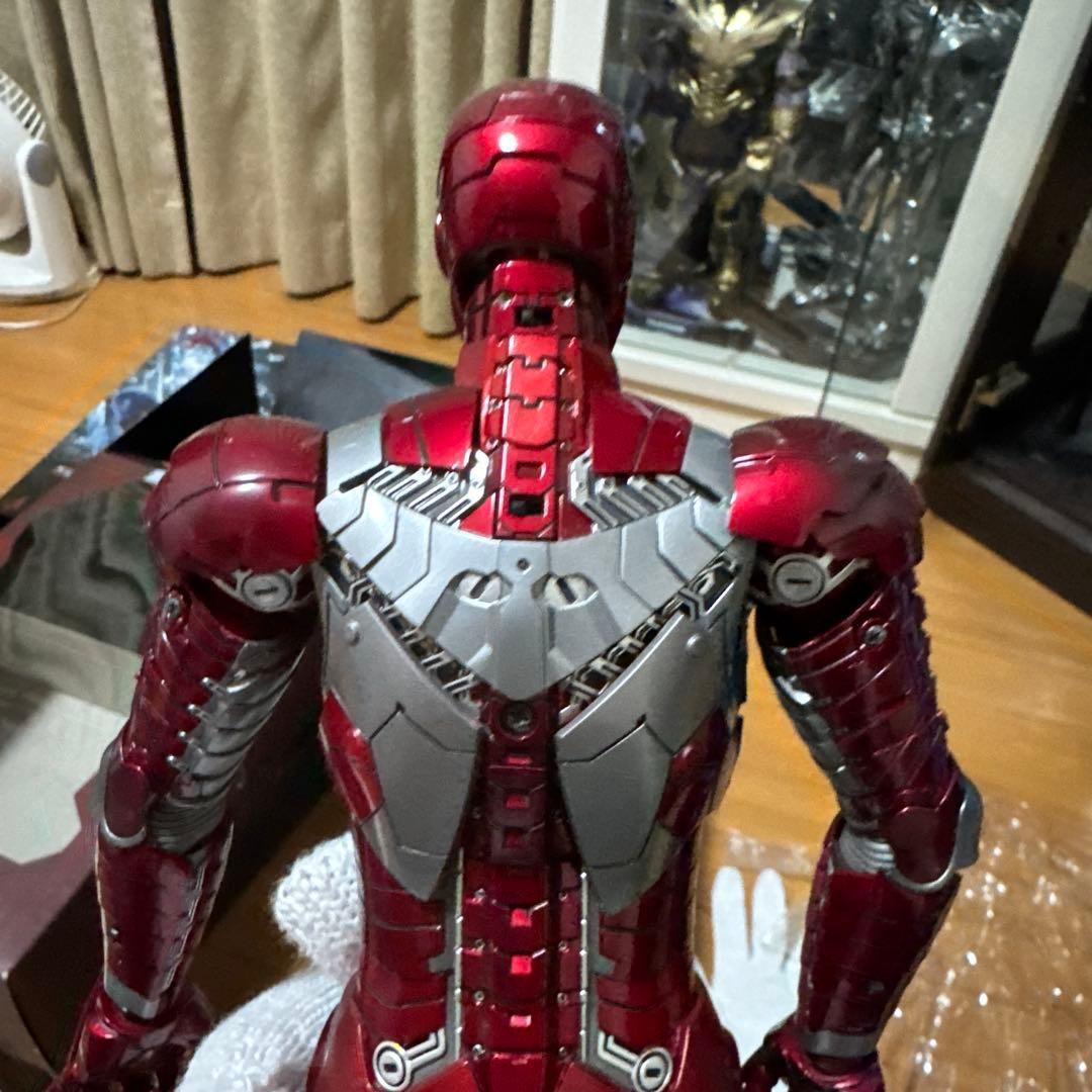 アイアンマン マーク　5 ホットトイズ
