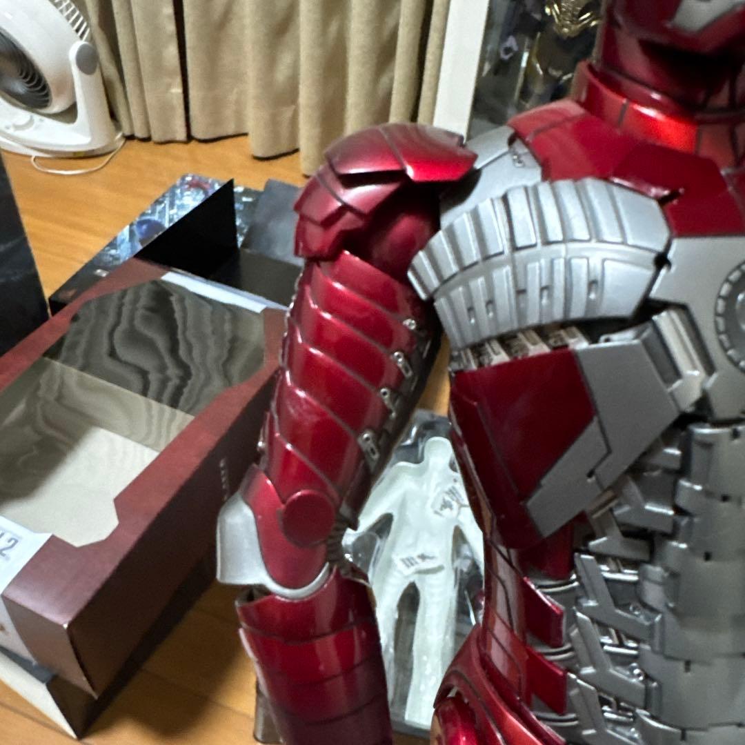 アイアンマン マーク　5 ホットトイズ