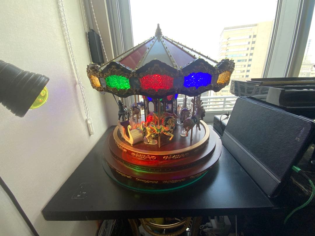 メリーゴーランド型オルゴール