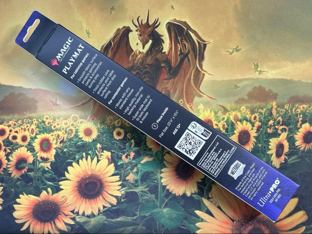 MTG×FF ウルトラプロ プレイマット　迷える黒魔道士、ビビ