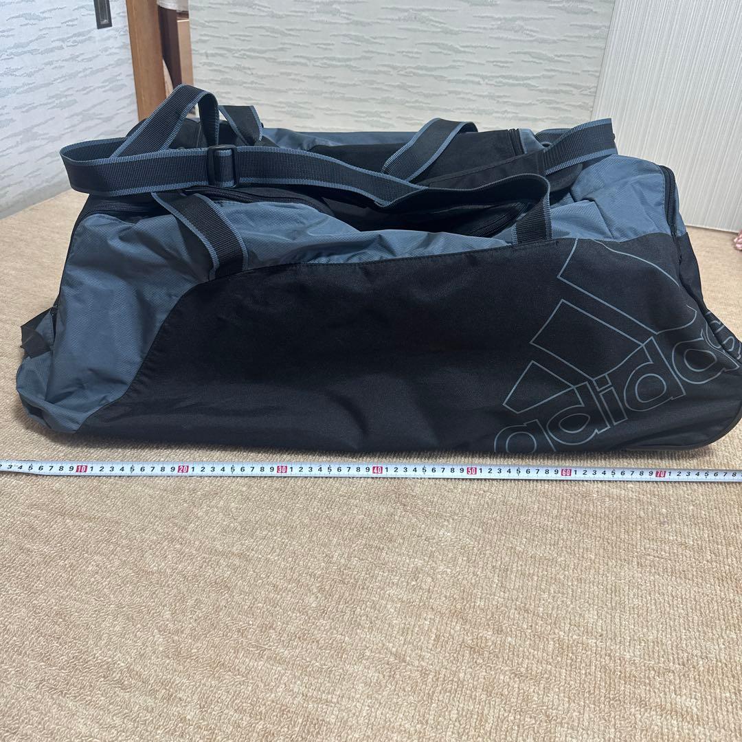 adidas ボストンバッグ キャスター付き